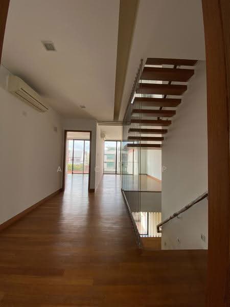 Lorong Pisang Raja, Lorong Pisang Raja, Clementi Park / Upper Bukit Timah, 7 Bedrooms, 5,000 sqft, Terraced House For Rent, by Alice Yap, 23346704 - PropertyGuru.com.sg