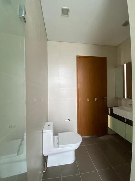Lorong Pisang Raja, Lorong Pisang Raja, Clementi Park / Upper Bukit Timah, 7 Bedrooms, 5,000 sqft, Terraced House For Rent, by Alice Yap, 23346704 - PropertyGuru.com.sg