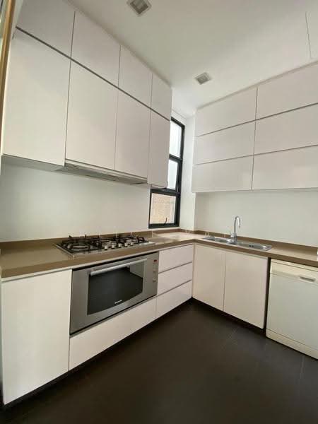 Lorong Pisang Raja, Lorong Pisang Raja, Clementi Park / Upper Bukit Timah, 7 Bedrooms, 5,000 sqft, Terraced House For Rent, by Alice Yap, 23346704 - PropertyGuru.com.sg