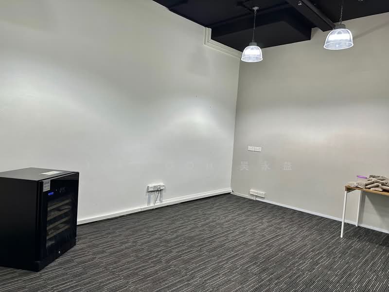 Vertex, 33 Ubi Avenue 3, 1,561 sqft, Light Industrial (B1) For Rent, by J.A. Goh 吴永益, 23349150 - CommercialGuru.com.sg