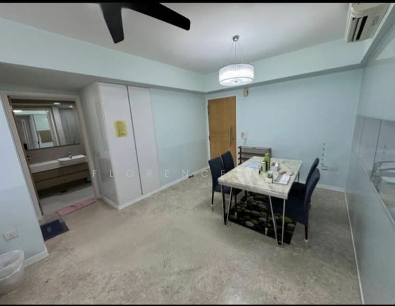 The Lakefront Residences, 46 Lakeside Drive, 3 Bedrooms, 1,001 sqft, Condominium For Rent, by Florence Lai, 23349187 - PropertyGuru.com.sg