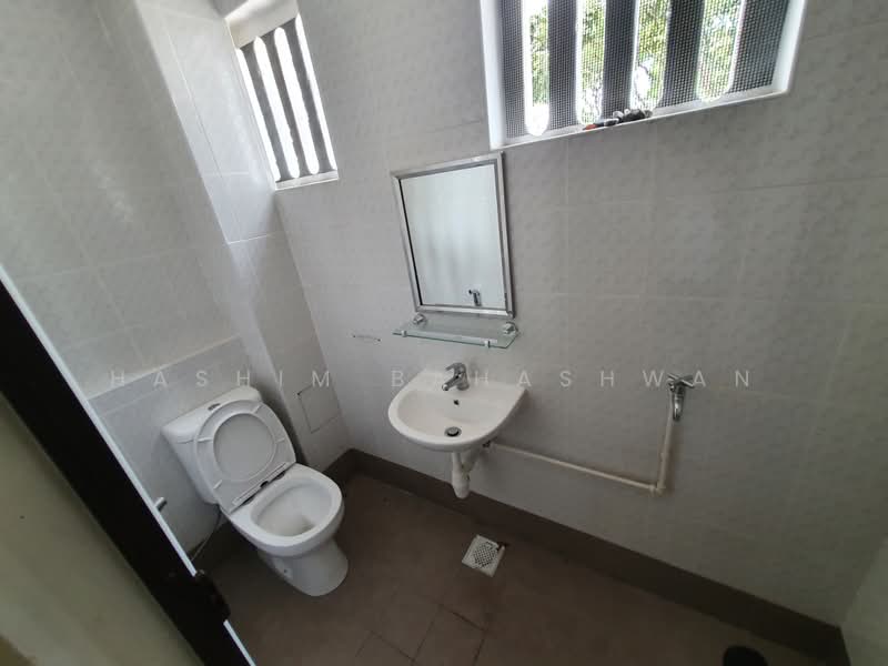 Pahang St Arab St Kg Glam, Pahang Street, Beach Road / Bugis / Rochor, 968 sqft, Shop / Shophouse For Rent, by Hashim Bahashwan, 23350690 - CommercialGuru.com.sg