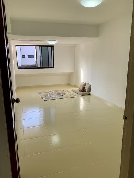 352 Clementi Avenue 2, 352 Clementi Avenue 2, 2 Bedrooms, 893 sqft, HDB Flat For Rent, by Elizabeth Lau, 23351790 - PropertyGuru.com.sg