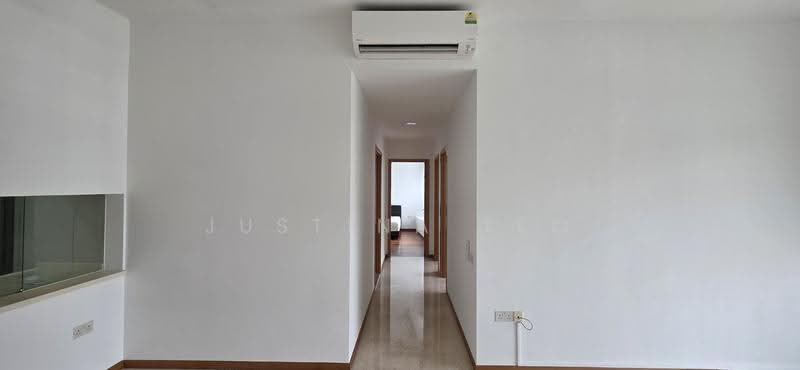 The Lincoln Residences, 28 Surrey Road, Newton / Novena, 3 Bedrooms, 1,280 sqft, Condominium For Rent, by Justina Teo, 23353910 - Corridor to rooms - PropertyGuru.com.sg