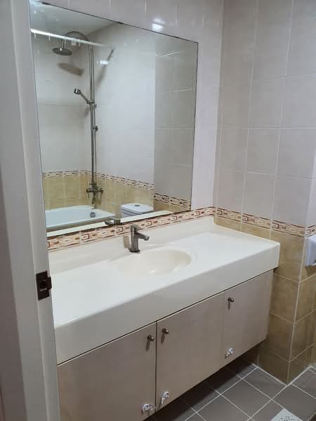 For Rent - Hillview 128