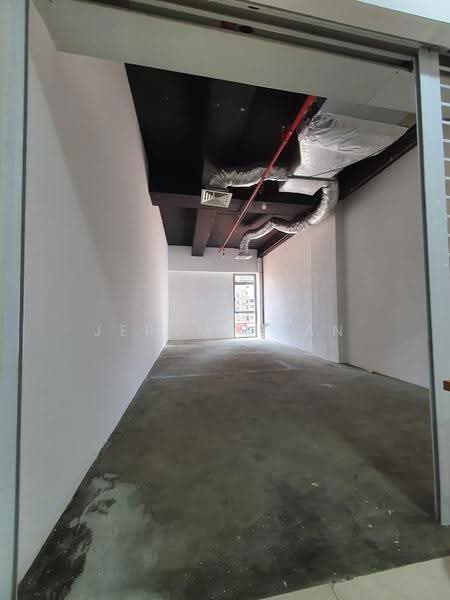 Bugis Cube, 470 North Bridge Road, Beach Road / Bugis / Rochor, 334 sqft, Mall Shop For Rent, by Jeremy Tan, 23356512 - CommercialGuru.com.sg