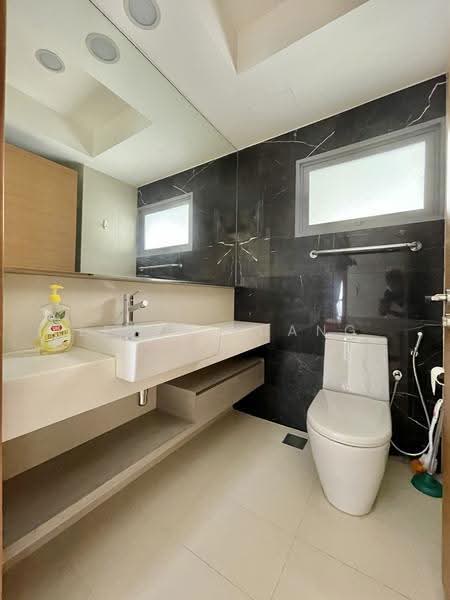 The Shore Residences, 81 Amber Road, 2 Bedrooms, 883 sqft, Condominium For Rent, by Lewis Huang, 23358870 - PropertyGuru.com.sg