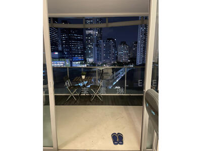 For Sale - Lincoln Suites