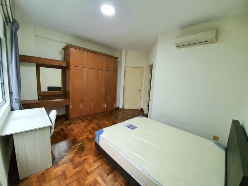 The Riverside Piazza, 11 Keng Cheow Road, Room Rental, 108 sqft, Condominium For Rent, by Esther Cai, 23362840 - PropertyGuru.com.sg