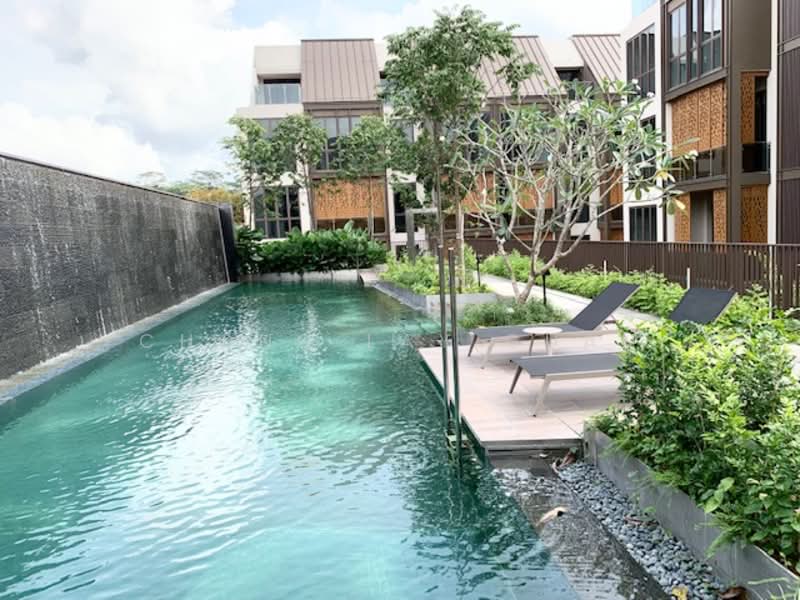 Parksuites, 18 Holland Grove Road, 1 Bedroom, 592 sqft, Condominium For Sale, by Chong Lay Guan, 23365434 - 3 lap pools in this condo - PropertyGuru.com.sg