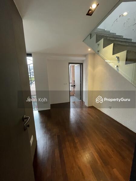 Level 2 bedroom