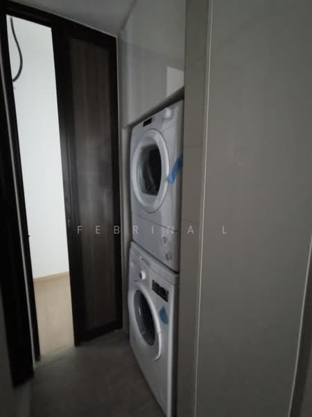 Amber 45, 45 Amber Road, 3 Bedrooms, 1,130 sqft, Condominium For Rent, by Febrina L, 23370718 - seperate washer and dryer machine - PropertyGuru.com.sg