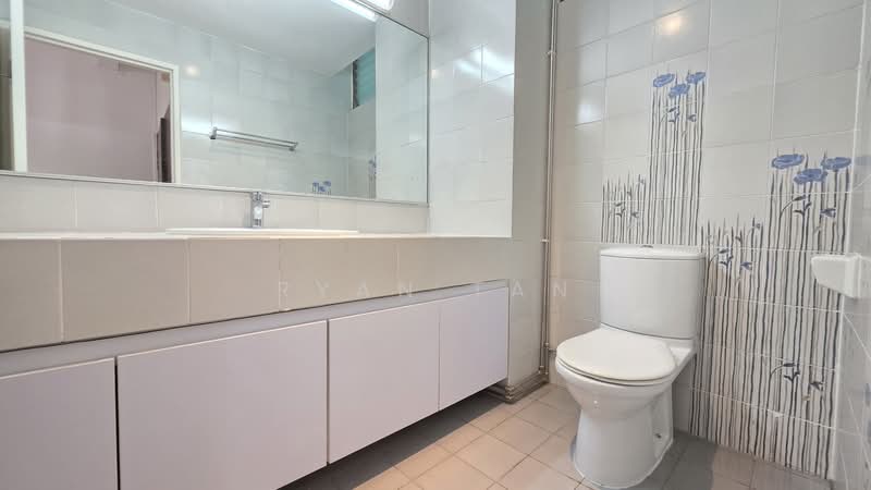 Tanglin Hill Condo, 7A Tanglin Rise, 4 Bedrooms, 2,918 sqft, Walk-up Apartment For Rent, by Ryan Tan, 23375067 - PropertyGuru.com.sg