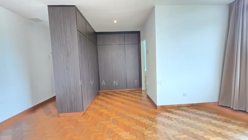 Tanglin Hill Condo, 7A Tanglin Rise, 4 Bedrooms, 2,918 sqft, Walk-up Apartment For Rent, by Ryan Tan, 23375067 - PropertyGuru.com.sg