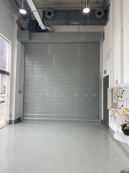 Groundfloor 3 storey unit for rent, 2 Gambas Crescent, Admiralty / Woodlands, 4,779 sqft, Light Industrial (B1) For Rent, by Chris Goh, 23378745 - CommercialGuru.com.sg