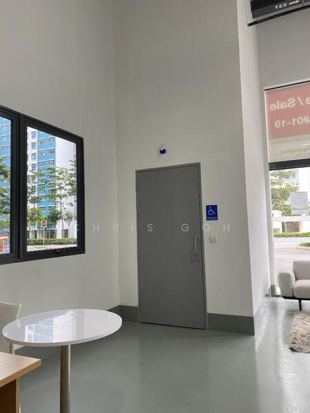Groundfloor 3 storey unit for rent, 2 Gambas Crescent, Admiralty / Woodlands, 4,779 sqft, Light Industrial (B1) For Rent, by Chris Goh, 23378745 - CommercialGuru.com.sg