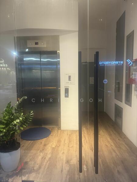 Groundfloor 3 storey unit for rent, 2 Gambas Crescent, Admiralty / Woodlands, 4,779 sqft, Light Industrial (B1) For Rent, by Chris Goh, 23378745 - CommercialGuru.com.sg