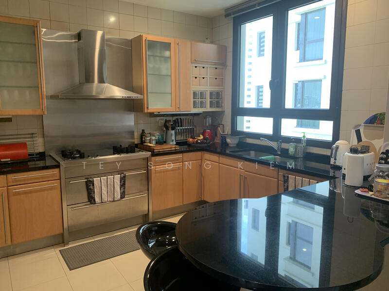 For Rent - Ardmore Park