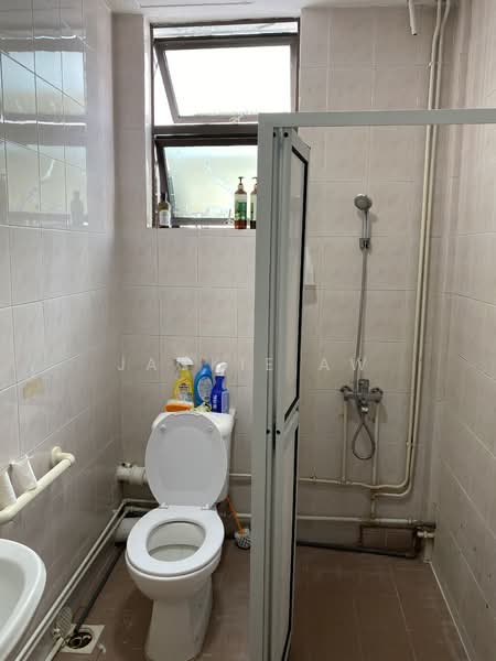 Kim Sia Court, 1 Jalan Jintan, Room Rental, 200 sqft, Apartment For Rent, by Jackie Aw, 23382439 - PropertyGuru.com.sg