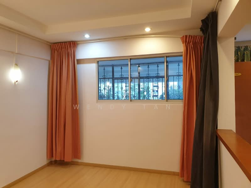 For Rent - 110 Tampines Street 11