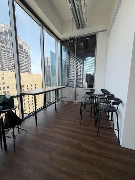 Oxley Tower, 138 Robinson Road, Boat Quay / Raffles Place / Marina, 2,442 sqft, Office For Rent, by Shirley Ong 王秀榛, 23383814 - CommercialGuru.com.sg