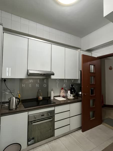 Parc Oasis, 39 Jurong East Avenue 1, Room Rental, 150 sqft, Condominium For Rent, by Wee Chye Heng (Alan Wee), 23383931 - PropertyGuru.com.sg