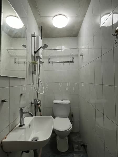 Parc Oasis, 39 Jurong East Avenue 1, Room Rental, 150 sqft, Condominium For Rent, by Wee Chye Heng (Alan Wee), 23383931 - PropertyGuru.com.sg