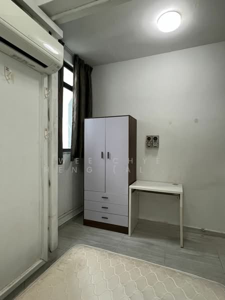 Parc Oasis, 39 Jurong East Avenue 1, Room Rental, 150 sqft, Condominium For Rent, by Wee Chye Heng (Alan Wee), 23383931 - PropertyGuru.com.sg