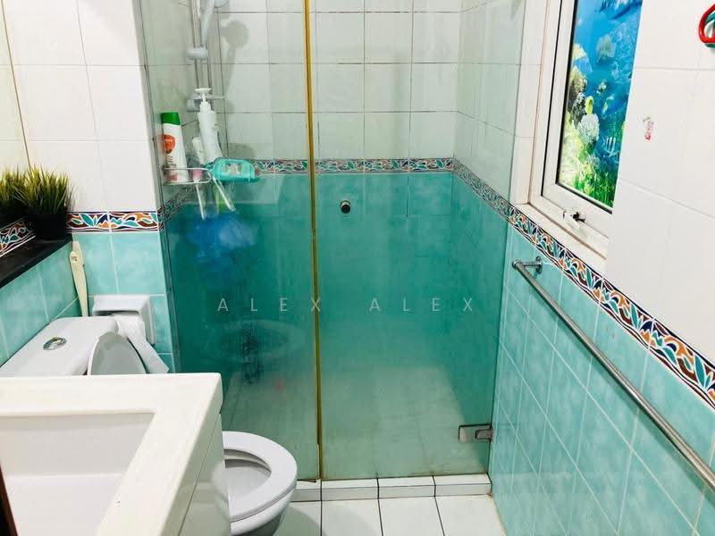 The Floravale, 218 Westwood Avenue, Boon Lay / Jurong / Tuas, 3 Bedrooms, 1,200 sqft, Executive Condominium For Rent, by Alex Alex, 23386046 - PropertyGuru.com.sg