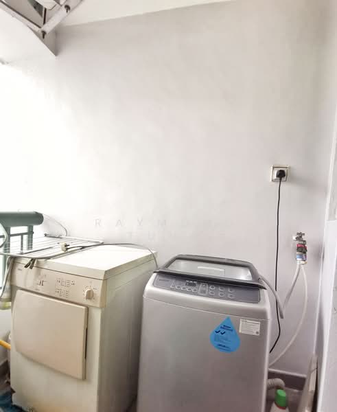 Astor Green, 3 Pine Grove, 2 Bedrooms, 1,100 sqft, Condominium For Rent, by Raymond Tung, 23386447 - *Disclaimer: Photos taken in year 2023, current view and/or house conditions might differ. - PropertyGuru.com.sg