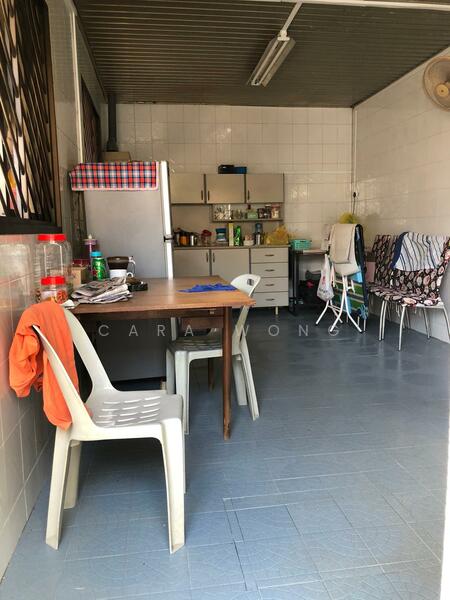 For Sale - Spacious Corner unit, Landed property (Ground Floor only), 9999 Leasehold