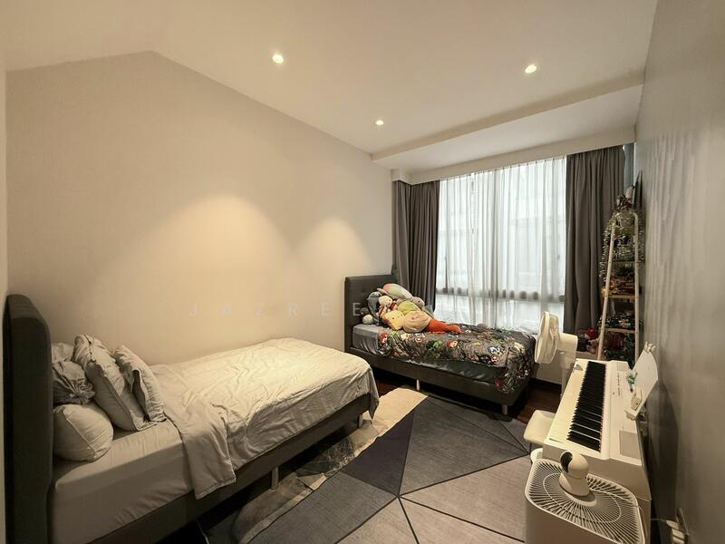 For Sale - Montclair @ Whitley