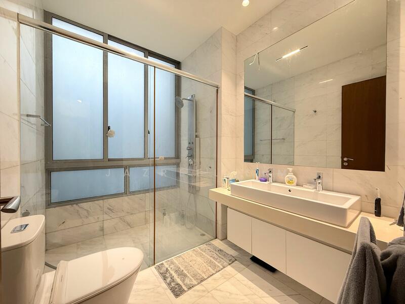 For Sale - Montclair @ Whitley