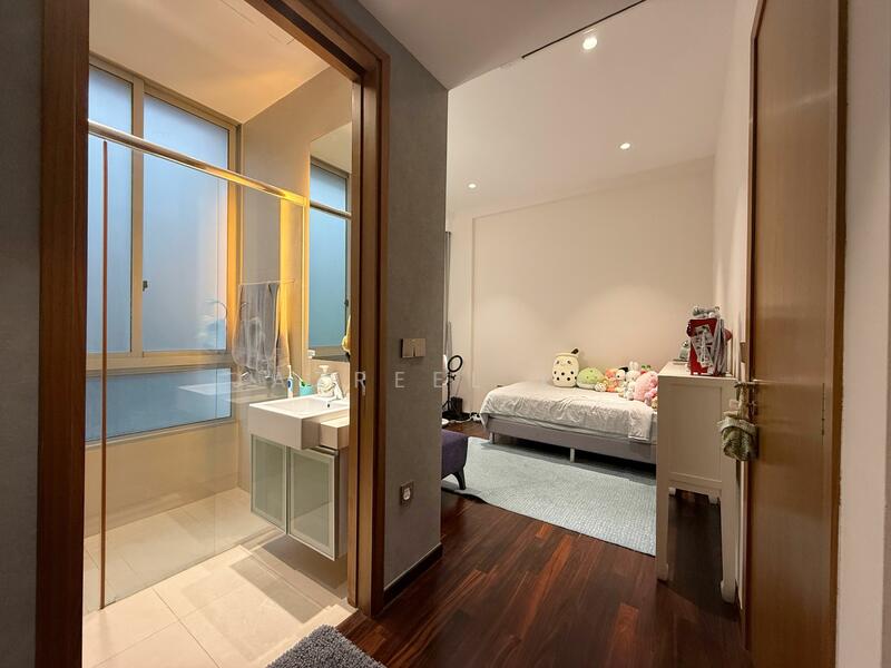 For Sale - Montclair @ Whitley