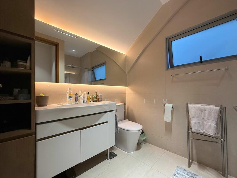 For Sale - Montclair @ Whitley