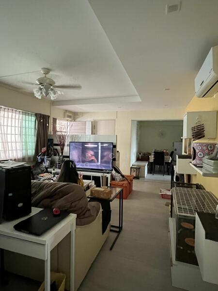 184 Stirling Road, 184 Stirling Road, Room Rental, 150 sqft, HDB Flat For Rent, by Wee Chye Heng (Alan Wee), 23387800 - PropertyGuru.com.sg