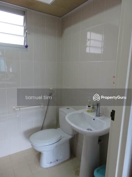 Common Toilet