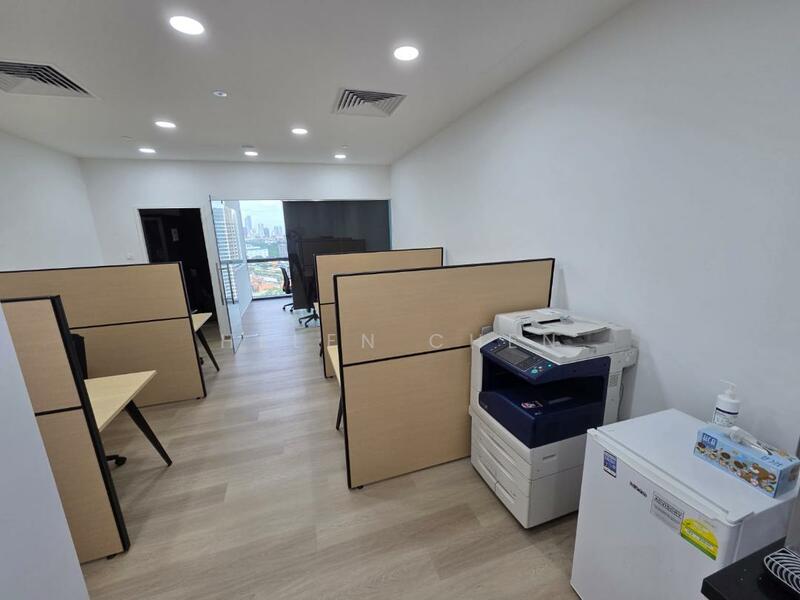 Woods Square, 6 Woodlands Square, 560 sqft, Office For Rent, by Helen Chen, 23391068 - CommercialGuru.com.sg