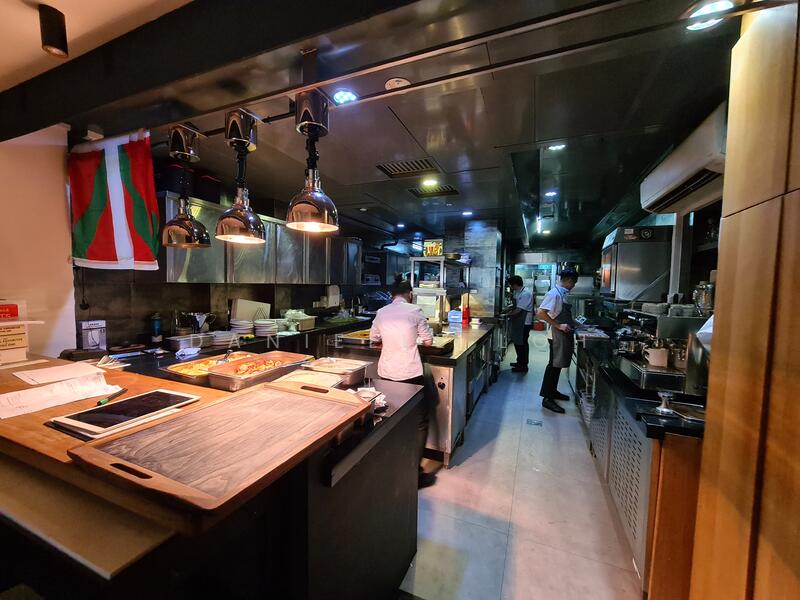 Amoy Street Shophouse for Sale, Boat Quay / Raffles Place / Marina, 5,760 sqft, Food & Beverage For Sale, by Danielle Loh, 23394397 - CommercialGuru.com.sg