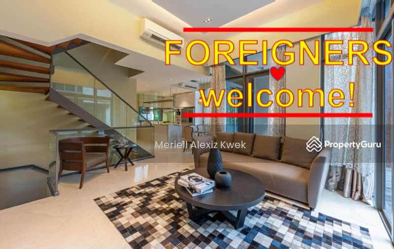 Spacious Living Area. Pool View. FOREIGNERS/PR Welcome!