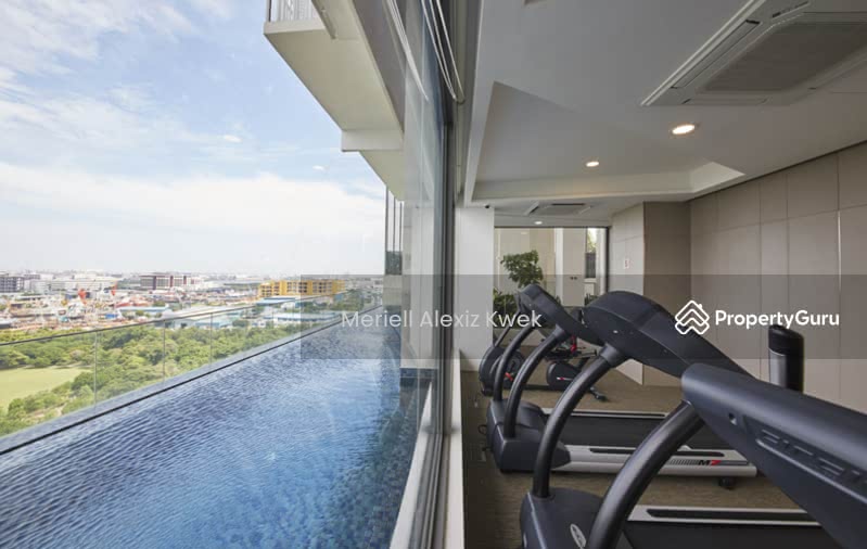 Sky Pool & Gym