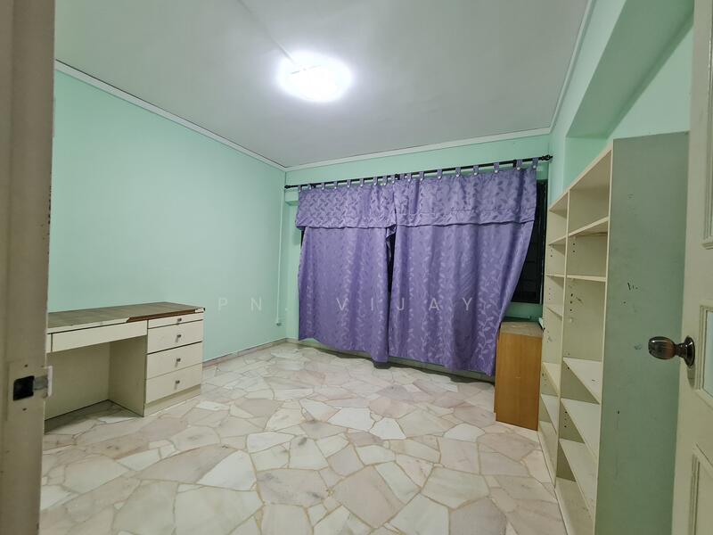 166 Gangsa Road, 166 Gangsa Road, 3 Bedrooms, 1,119 sqft, HDB Flat For Rent, by PN. Vijay, 23394941 - 3RD BED ROOM - PropertyGuru.com.sg