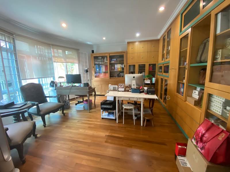 Two Storey Detached House With Attic @ Cotswold Close for Rent, Cotswold Close, 7 Bedrooms, 6,000 sqft, Detached House For Rent, by Ong Hai Ming, 23396031 - PropertyGuru.com.sg