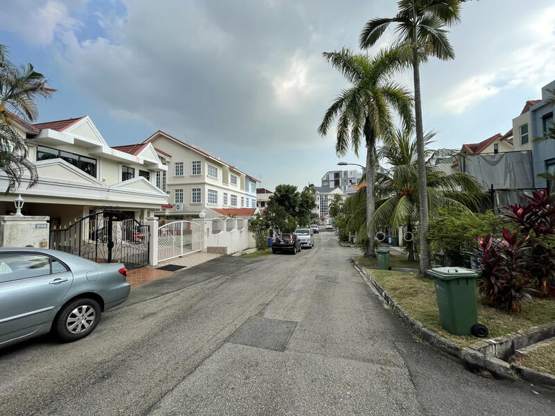 Robey Crescent, Robey Crescent, 5 Bedrooms, 3,000 sqft, Semi-Detached House For Rent, by Lincoln Choo, 23398265 - PropertyGuru.com.sg