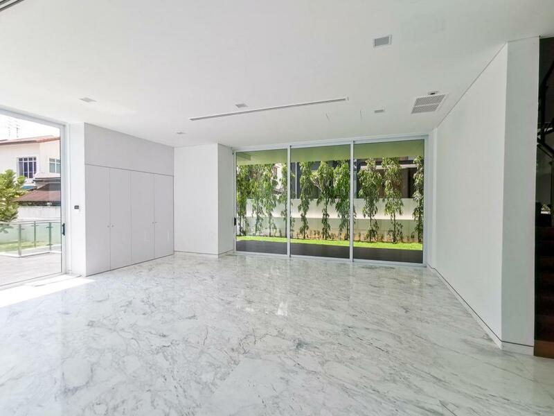 ️ Beautiful Modern Luxury Detached House at Greenleaf Detached House