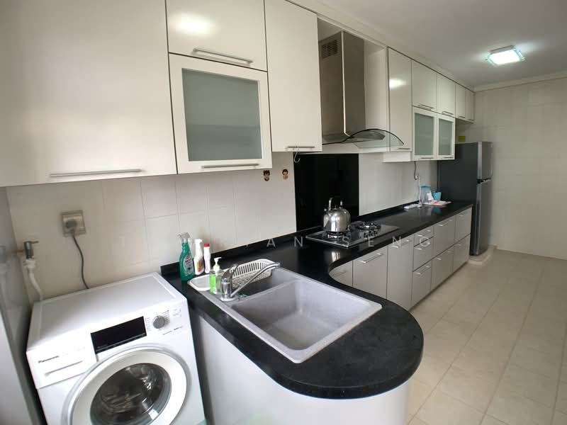 For Rent - 76A Redhill Road