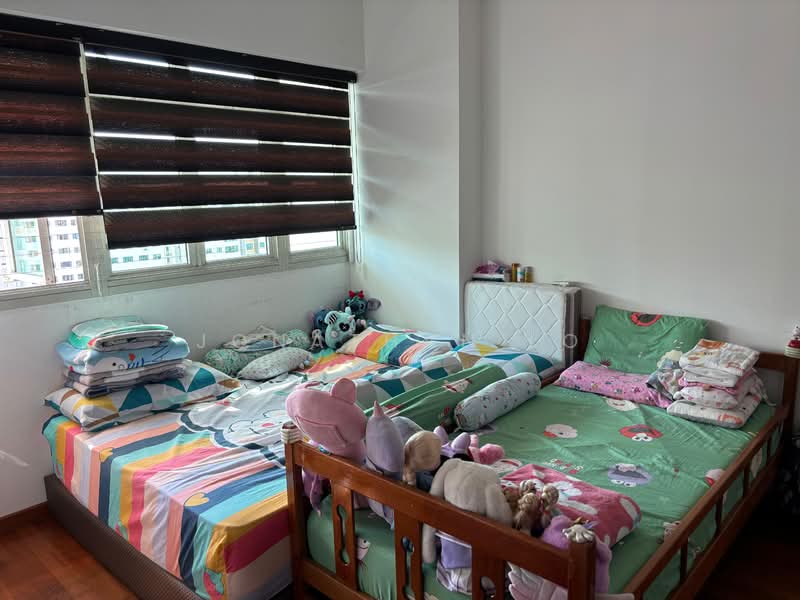 For Sale - 109B Edgedale Plains