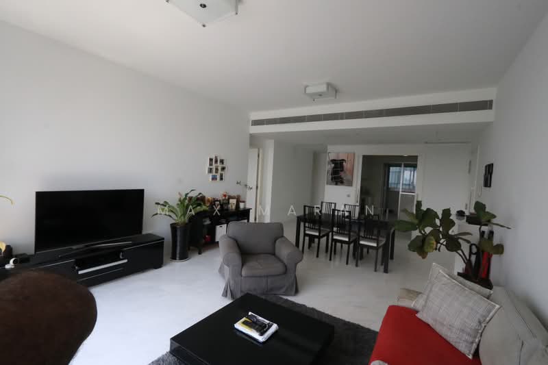 Reflections at Keppel Bay, 25 Keppel Bay View, Harbourfront / Telok Blangah, 3 Bedrooms, 1,873 sqft, Condominium For Sale, by Max Maran, 23401516 - Large Living / Dinning / Large Kitchen with Yard ,  Helpers Room with attached bathroom - PropertyGuru.com.sg