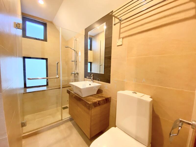 Bukit Timah / Lornie Cluster Bungalow 武吉知马路, Bukit Timah adam lornie, 5 Bedrooms, 4,600 sqft, Cluster House For Rent, by Wilfred Chua (蔡先生), 23403887 - PropertyGuru.com.sg