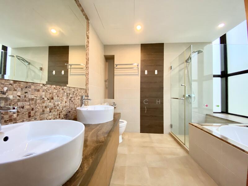 Bukit Timah / Lornie Cluster Bungalow 武吉知马路, Bukit Timah adam lornie, 5 Bedrooms, 4,600 sqft, Cluster House For Rent, by Wilfred Chua (蔡先生), 23403887 - PropertyGuru.com.sg